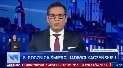 TheNatanieluz - Podczas głównego wydania wiadomości TVPiS Adamowicz czyta życiorys Ja...
