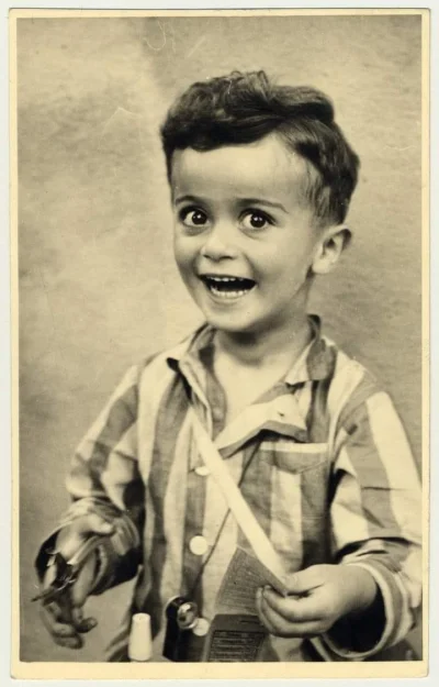 Sztuka_Wojenna - 4 letni chłopiec który zginął w Auschwitz kilka dni po zrobieniu teg...