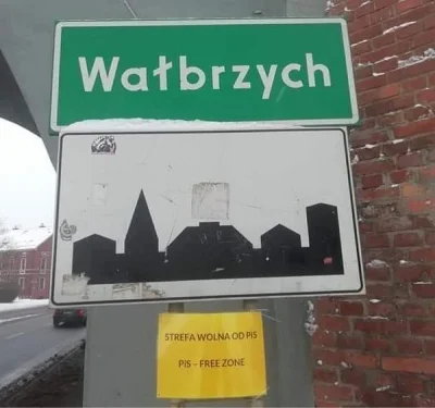 sztach - @dingus13: ( ͡° ͜ʖ ͡°)