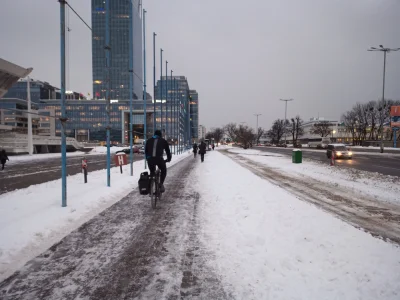 reddin - W Gdańsku odśnieżają. ( ͡° ͜ʖ ͡°)

#rower #gdansk #rowerowetrojmiasto