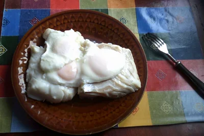 anonymous_derp - Dzisiejsze śniadanie: Duszone polędwice dorszowe, 3 jajka sadzone. 
...