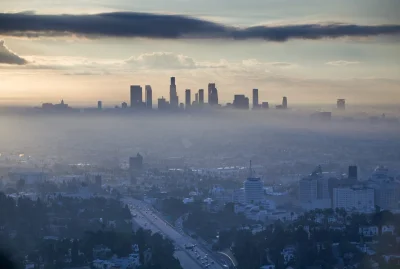 tomosano - @LittleBi: Sugeruję poczytać o smogu fotochemicznym typu Los Angeles. Poja...