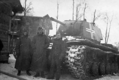 royal_flush - KW-1 wyprodukowany we wrześniu 1941 r. w Leningradzkich Zakładach Kirow...
