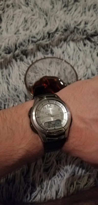 szmektalekawurst - @Del swietny zegareczek. Dostałem dawno dawno dawno temu od rodzic...