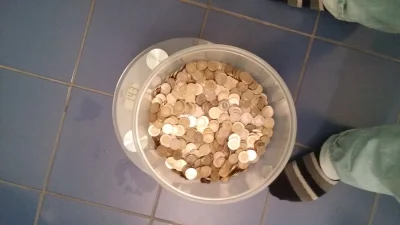 dezkath - W 2017 wymieniałem ok 25kg bilonu w sumie (same monety 1-5 ważyły prawie 15...