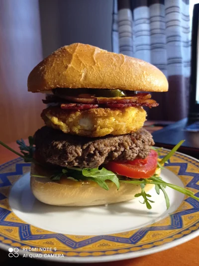 Lethorn - No to odwaliłem burger drwala 
#gotujzwykopem #burger #foodporn #burgerbone...