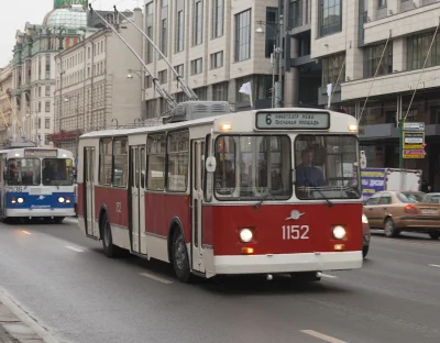 Ikarus_260 - Moskiewska sieć trolejbusowa, która jeszcze w 2014 była największa na św...