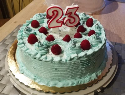Amestris - Taki tort popełniłam niebieskiemu na urodziny (｡◕‿‿◕｡)
#chwalesie #gotujzw...
