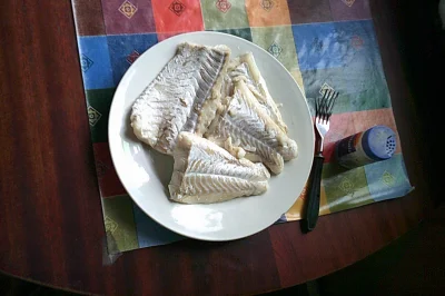 anonymous_derp - Dzisiejsze śniadanie: Duszone filety dorszowe, sól.

Do czarnolist...