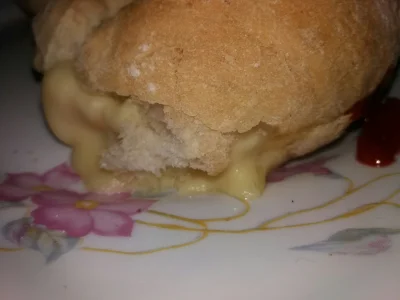 DziecizChoroszczy - $ #choroszczfood $
Mmm bułeczki z serem na ciepło z mikrofali, el...