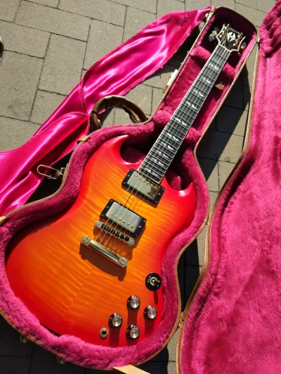 Orzeech - #orzechowegraty part LI: Gibson SG Supreme

Gitara, którą miałem praktycz...