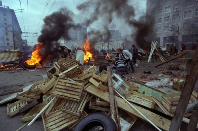 myrmekochoria - Kilka fotografii z Kryzysu Konstytucyjnego w Rosji, 1993. 

Artykuł...