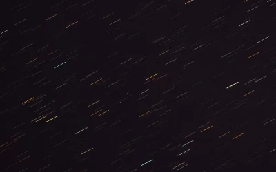 namrab - Time lapse satelitów geostacjonarnych, które orbitują Ziemię na wysokości 36...