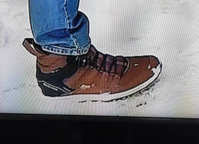 piogol1769 - #modameska

Czy ktoś jest w stanie rozpoznać te buty lub chociaż markę...