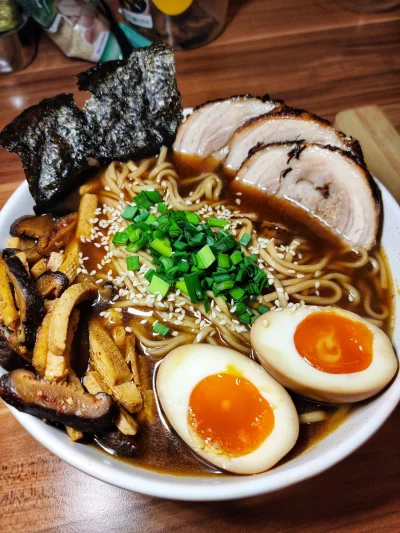 BenekTG - Ramen! 

#gotujzwykopem #ramen #ramenboners #zupa #pieczzwykopem #obiad #fo...