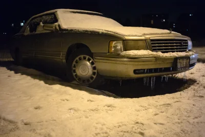 Monochrome_Man - Zapewne ostatnim miejscem w ktorym można porzucić Cadillaca jest zim...