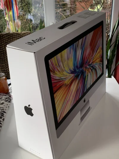 katarzyna9518 - Ja wczoraj dostałam iMac 27", ale nadal czekam na MacBook 16". Robię ...