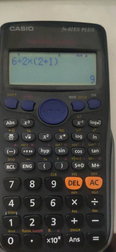 bez_pomyslu - @stassma: przez brak znaku pomiędzy mnożeniem, kalkulator interpretuje ...