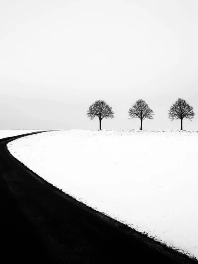 Hoverion - fot. Eric Morschel
#fotominimalizm - zdjęcia w minimalistycznym klimacie
...
