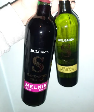 ty3i - #wino #pijzty3i #pijzwykopem #bulgaria #weekend #atencyjnyrozowypasek