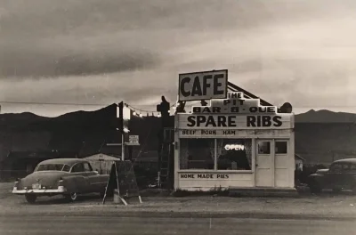 myrmekochoria - Robert Frank, Newada, 1956.

#starszezwoje - tag ze starymi grafika...