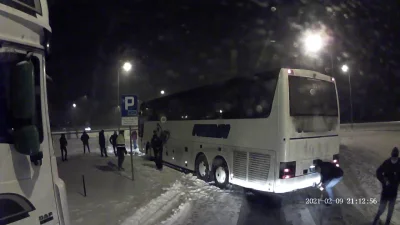 Maciek5000 - Chciałem tylko się pochwalić, że wyciągnąłem dzisiaj autobus Ukraińców j...