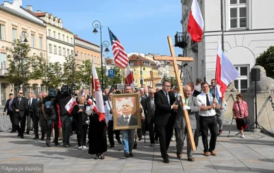 Loginsrogim - #bekazpisu #pilne #zostatniejchwili 
Jutro 130 miesięcznica