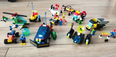 RandomBash - Rodzice powiedzieli bym zabrał do siebie swoje #lego z dzieciństwa. Nie ...