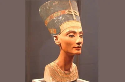 dqdq1 - Nic dziwnego, jego matka , Nefretiti nie była Egipcjanką ¯\\(ツ)\/¯