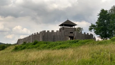 wykopek_n - Dla zainteresowanych dodałem w powiązanych czemu ten gród musiał się prze...