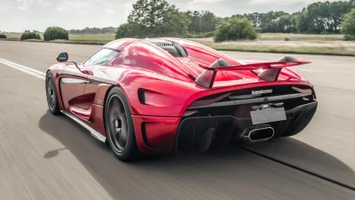 jednorekikucharz - @jednorekikucharz: i to cacko Koenigsegg Regera