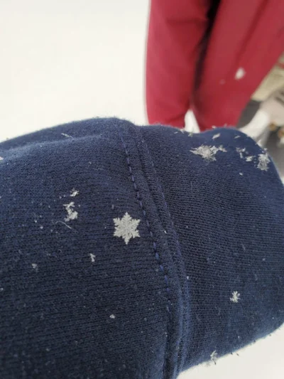 jmuhha - platek sniegu na mojeje bluzie

zdjęcie wykonane przez brata syna znajomej...