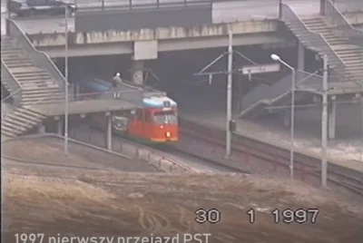 Podlaski_warmianin - 30.01.1997 Poznań

Pierwszy przejazd świeżo oddaną PST a ten w...