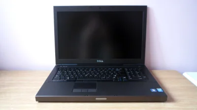 Dawkins_Wszechwiedzacy - > tylko dell latitude

@dedronek: Dziwnie napisałeś "Dell ...