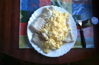 anonymous_derp - Dzisiejsze śniadanie: Duszone filety dorszowe, jajecznica z 6 jaj, m...