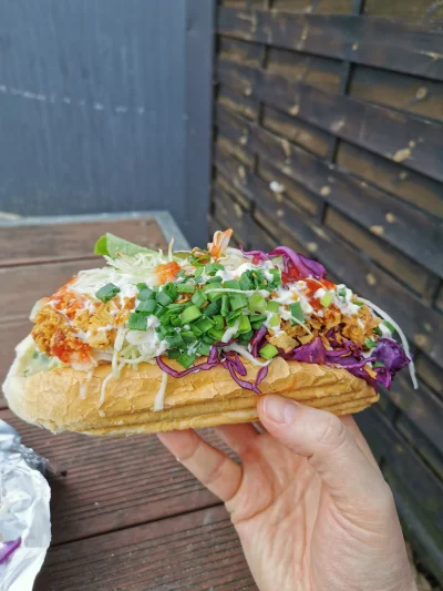 pajratus - Hot dog w rodzinnych stronach .
Od kiedy pamietam wyglada i smakuje tak sa...