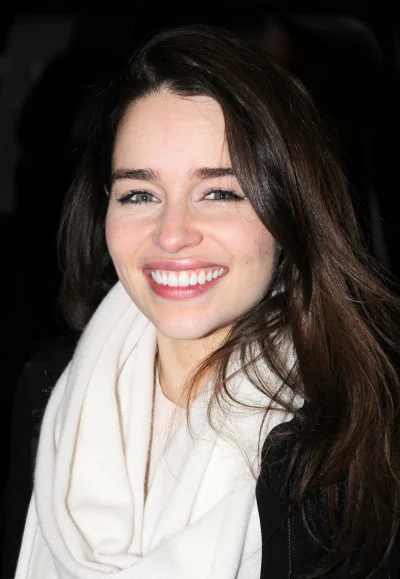 FoxX21 - #emiliaclarke #ladnapani