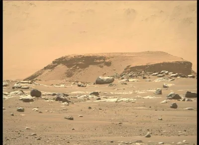 s.....j - Świeżutkie zdjęcia z Marsa.

#nasa #mars #heheszki