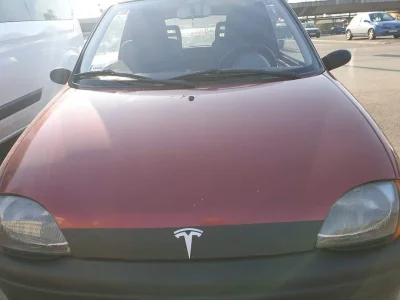 Siman - #tesla #heheszki #gornictwo bo na parkingu kopalnianym. #!$%@? z grupy fb