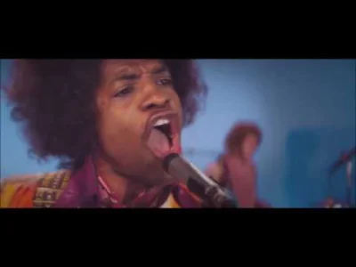 p.....b - Hendrix podobnie zagrał utwór Beetelsów "Sergeant pepper". Kupił płyte tuż ...