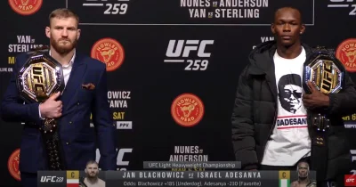 Getmano - Jano elegancik a murzyn sie ubrał jak na spacer po geccie
#ufc