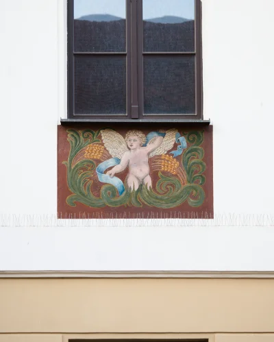 Sudet - Fresk z aniołkiem z kamienicy przy ulicy Katedralnej 8

na #wroclawskidetal...