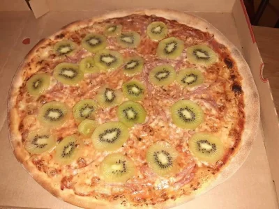 JednaZTychPrzekletychBestii - #pizza #heheszki

Hawajska to za mało