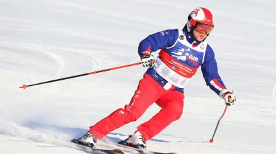 StaryWilk - > W UK premier dojeżdża sobie rowerkiem do pracy

@GienekMiecio: W Pols...