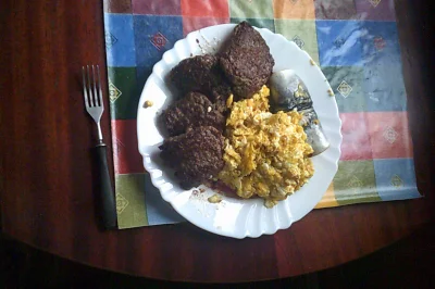anonymous_derp - Dzisiejsze śniadanie: Smażone kotlety wołowe, jajecznica z 6 jaj, #m...