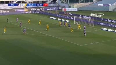 mariusz-laszek - Fiorentina [3]-3 Parma - Simone Iacoponi (samobój)
#golgif #mecz #s...