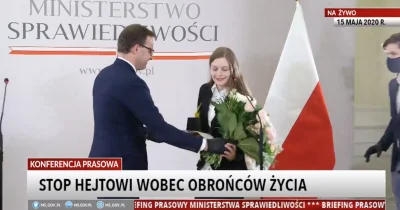 saakaszi - Warto dodać że za swoje działania Zuzanna Wiewiórka została uhonorowana w ...