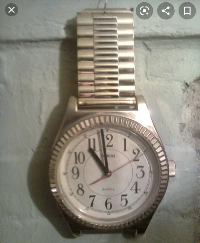 Czarny069 - @Moseva taki zegar na ścianę