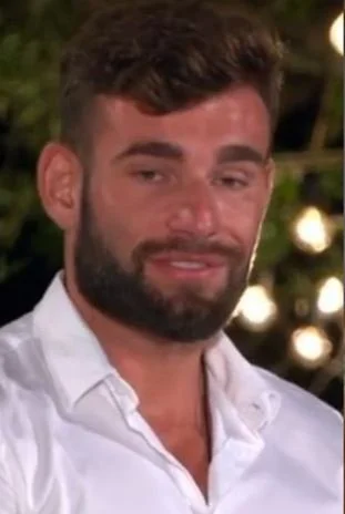 jestemtunew - Krol alkoholikow jest tylko jeden #loveisland