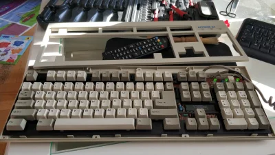 Slay85 - Znalazłem moją starą klawiaturę, którą używałem przy Pentium 2 z 1998 roku. ...